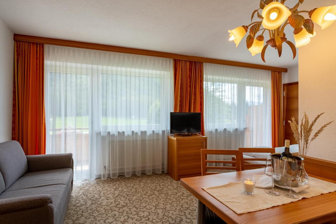 Kinderhotel Laerchenhof Obsteig Kültér fotó