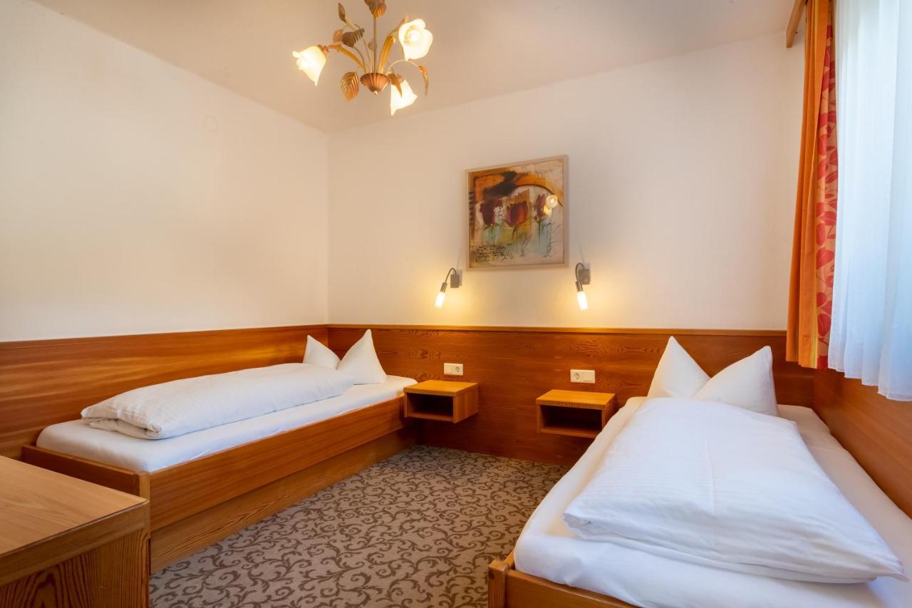 Kinderhotel Laerchenhof Obsteig Kültér fotó