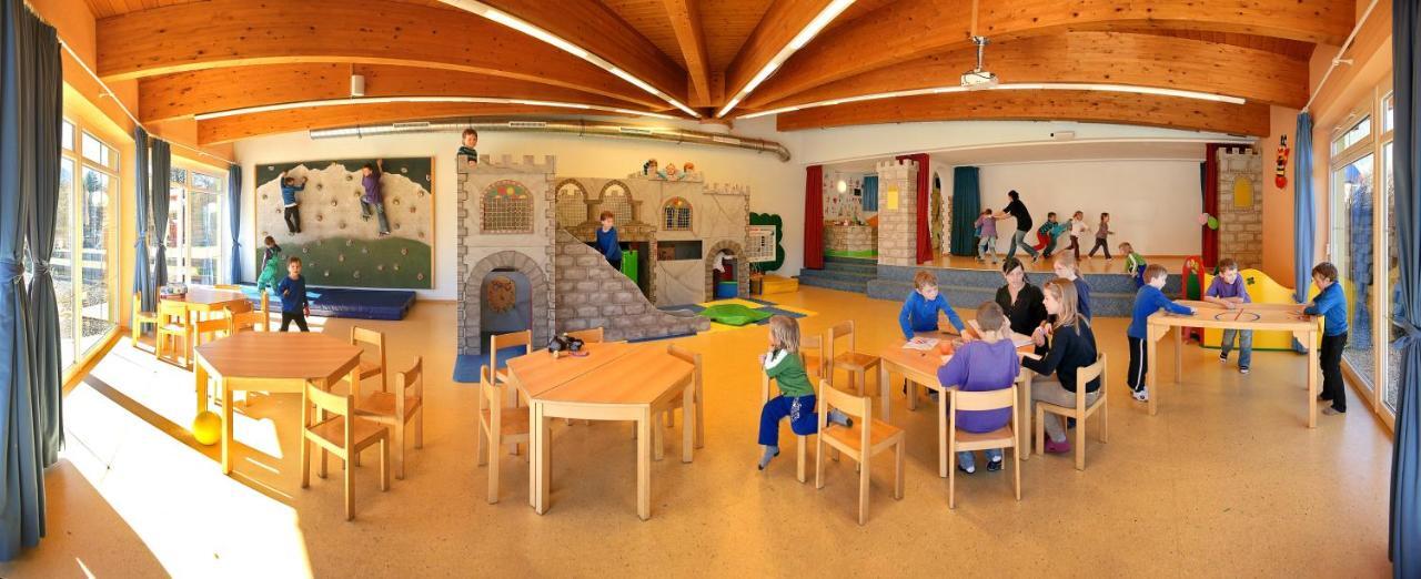 Kinderhotel Laerchenhof Obsteig Kültér fotó