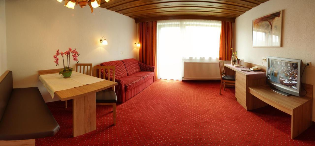 Kinderhotel Laerchenhof Obsteig Kültér fotó